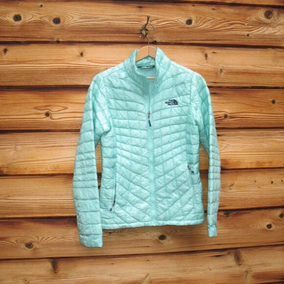 The North Face Thermoball Puffer Jacket - Picture 3 of 10